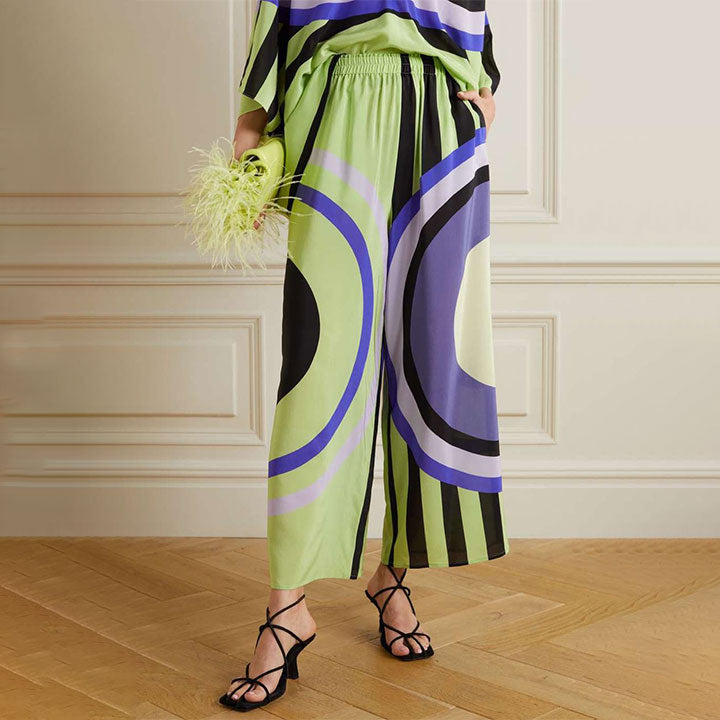 V-neck Style Circular Printed Co-Ord Set